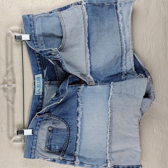 L.A. Blues Vintage Blue Medium Wash Two Tone High Rise Five Pocket Jean Short - Picture 5 of 13